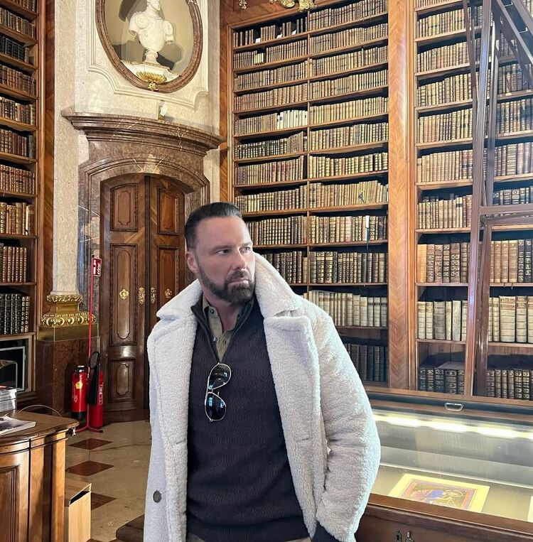 ���� 48865649 ������� ����, 44 ����, ���� ���������� � ������