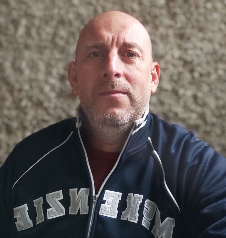  53810839  , 49 ,    