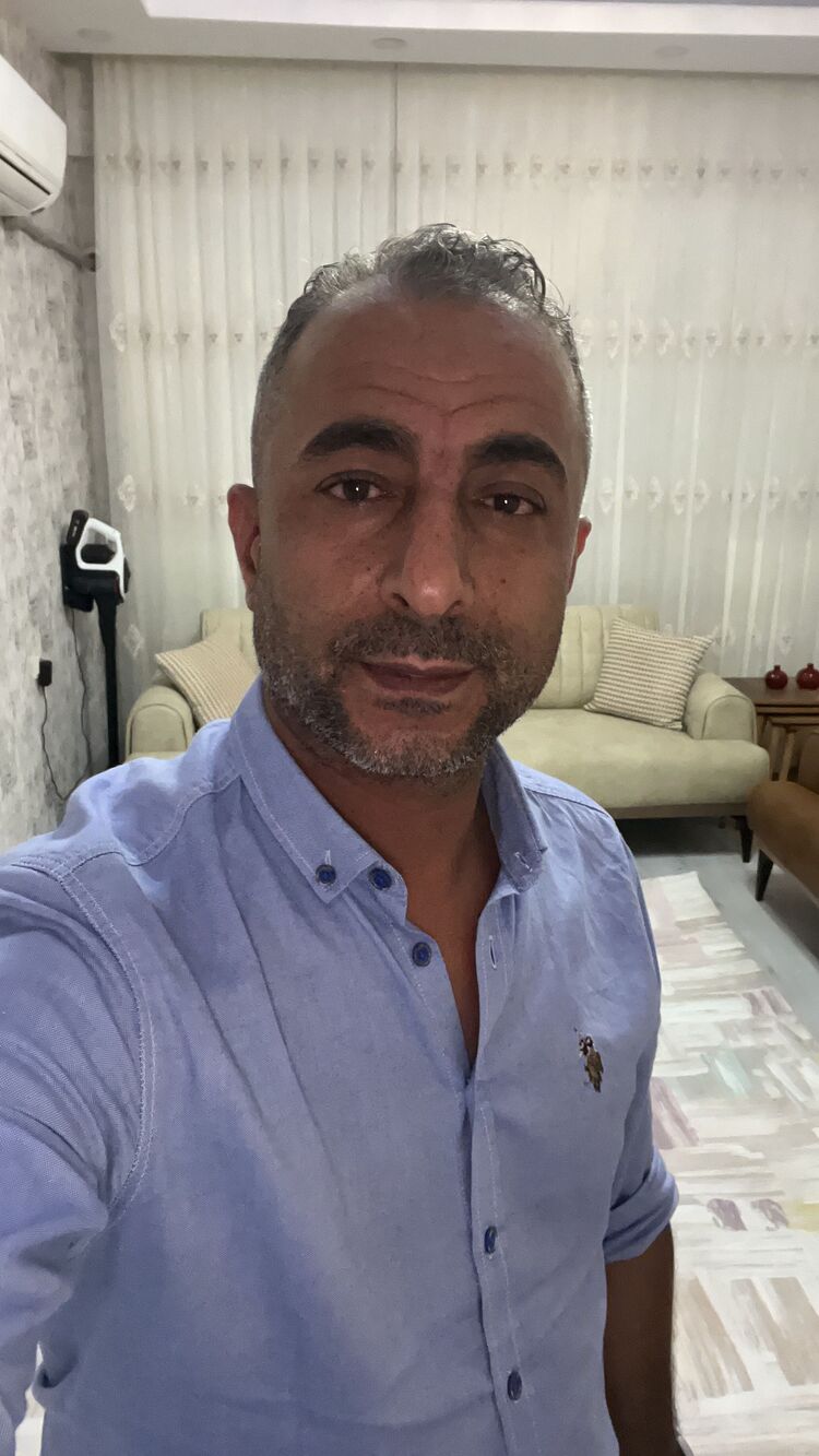  Alanya,   John black, 39 ,   ,   