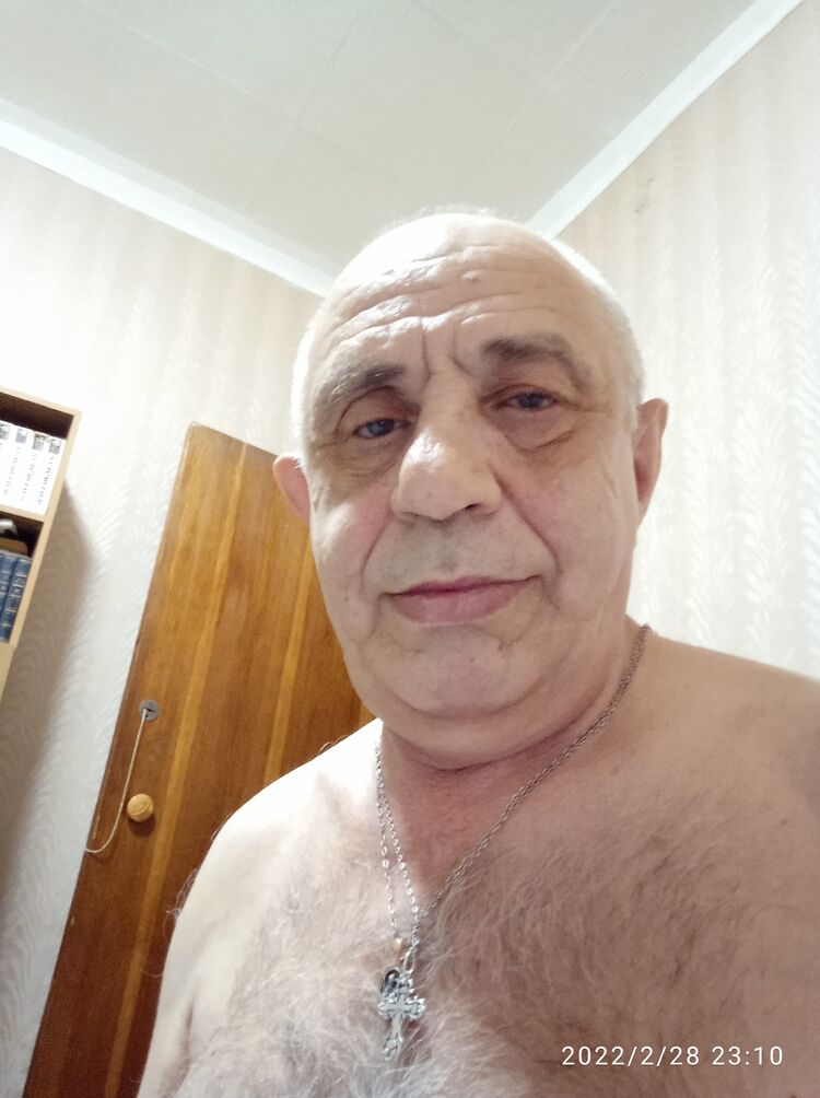  25256929  , 61 ,    