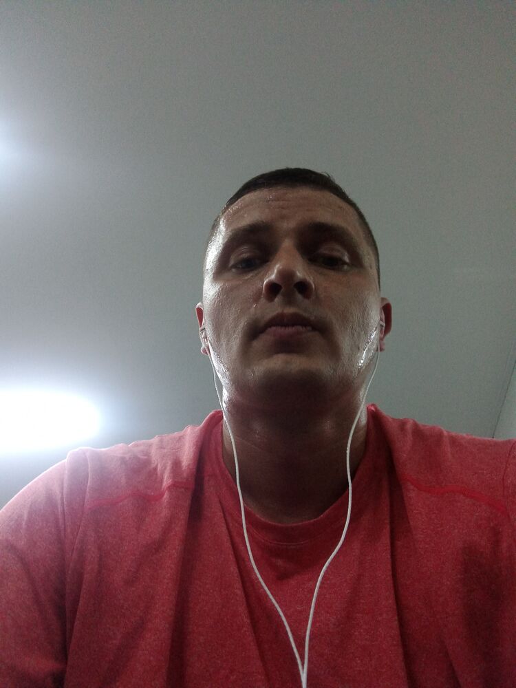  33004949  , 37 ,    