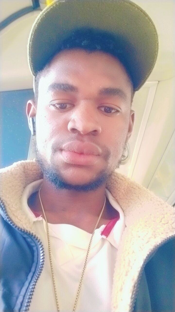  54079589  Maxime, 29 ,    