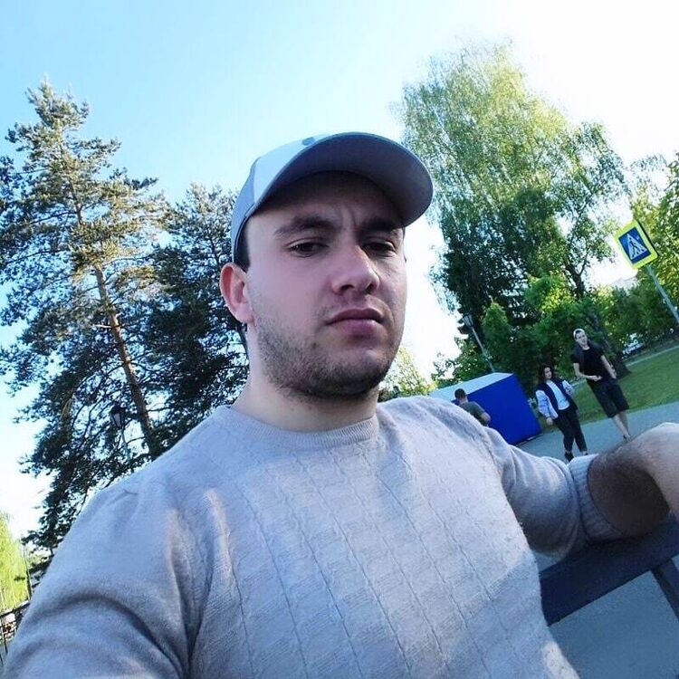  52973579  Sherali, 31 ,    