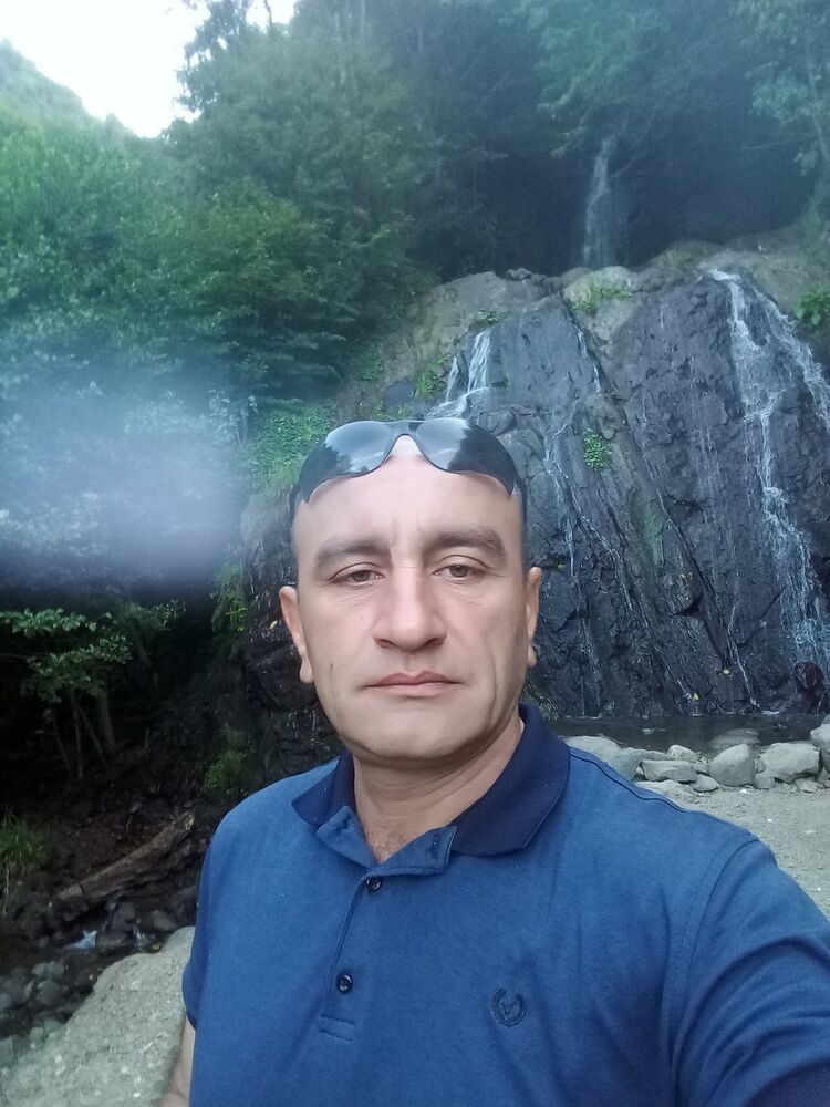  17580949  Igor, 50 ,    