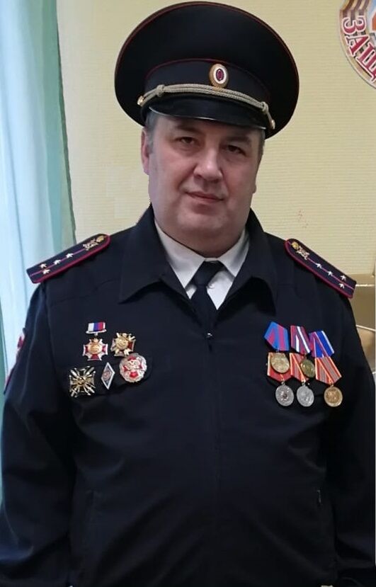  40817759  , 51 ,    --