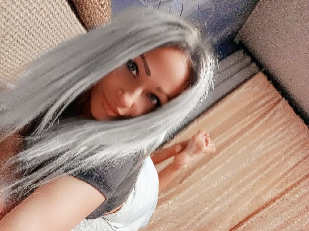 48954419  Nyuta, 38 ,    