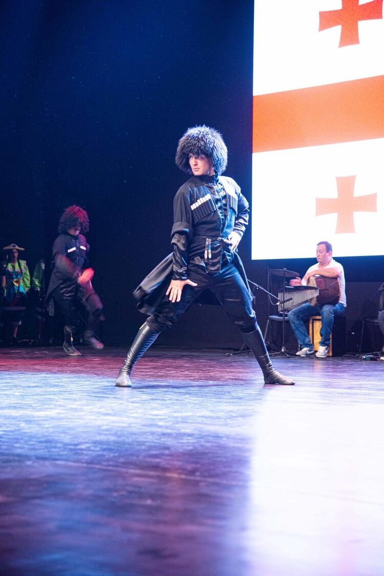 ���������� �������, ���� ����� Luka, 25 ���, ������������ ��� ������, ����� � ���������, c�������� ���������