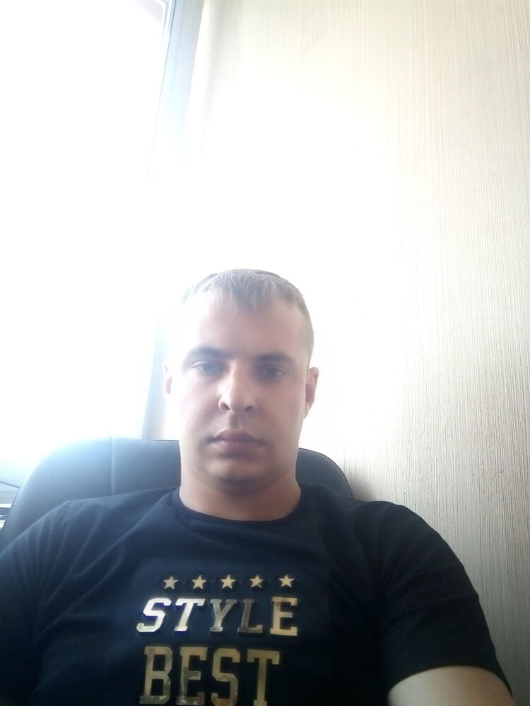  10152219  Ivan, 30 ,    