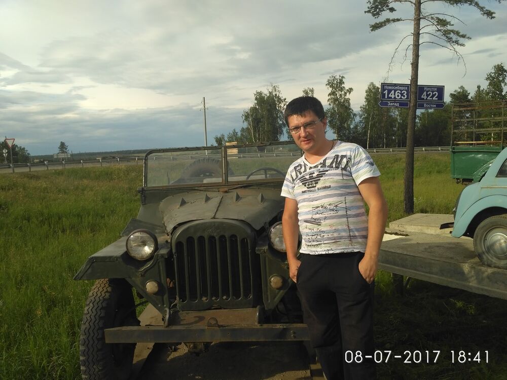  9862389  Serge, 39 ,    