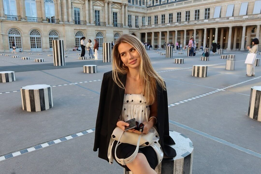  52621609  Alina, 29 ,    Alba Iulia