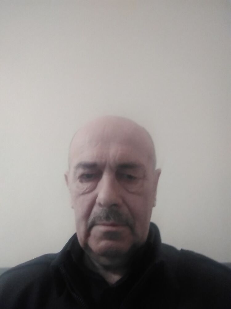  32976139  , 68 ,    