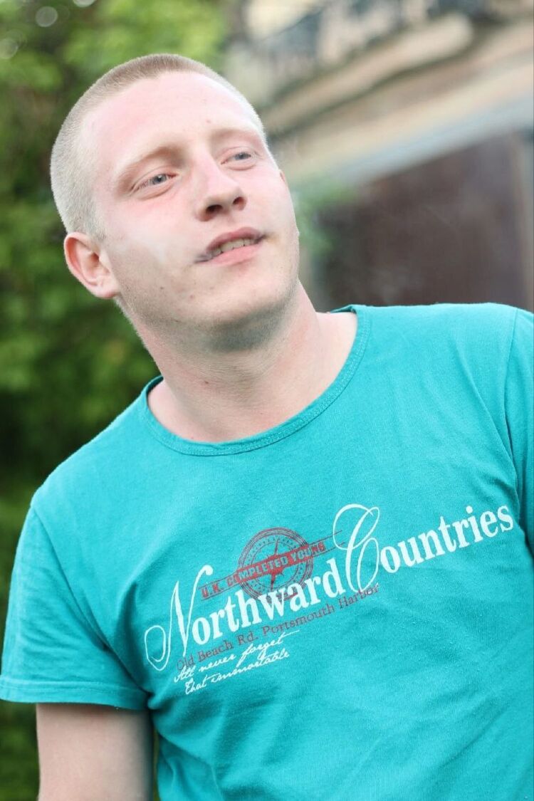 ���� 40413079 ������� �����, 28 ���, ���� ���������� � ������