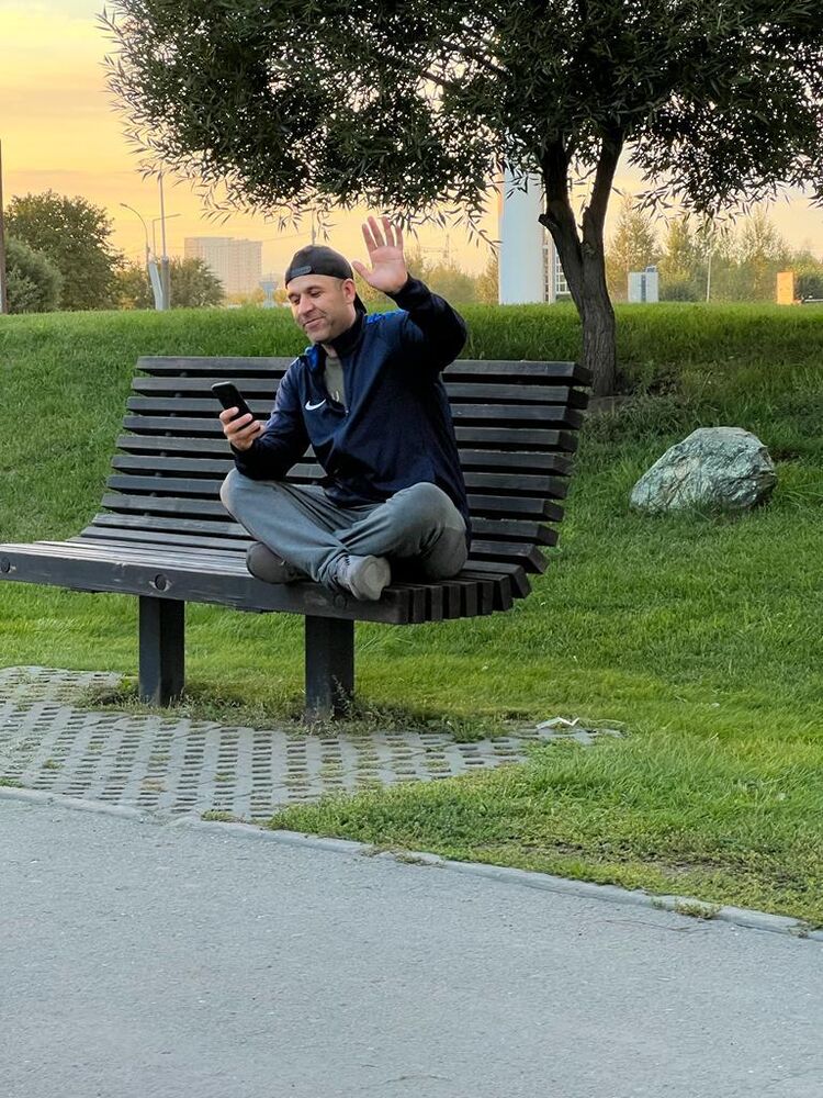  31582769  Alisher, 45 ,    