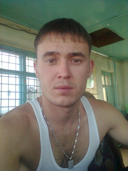  ,   Nariman, 37 ,  