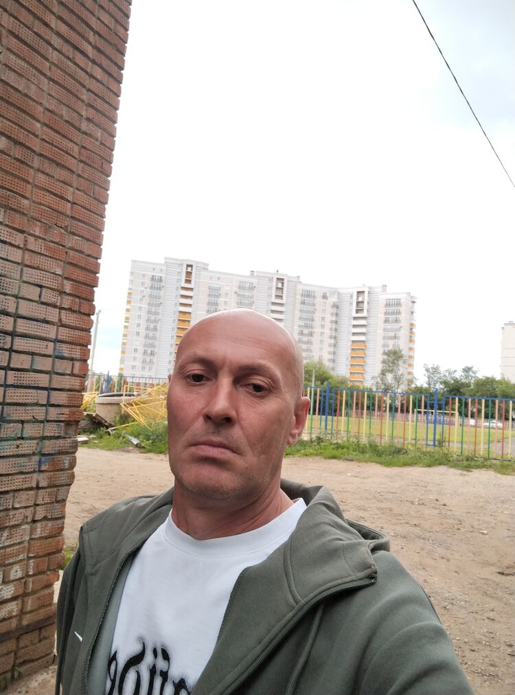  ,   Victor, 44 ,   ,   , c 