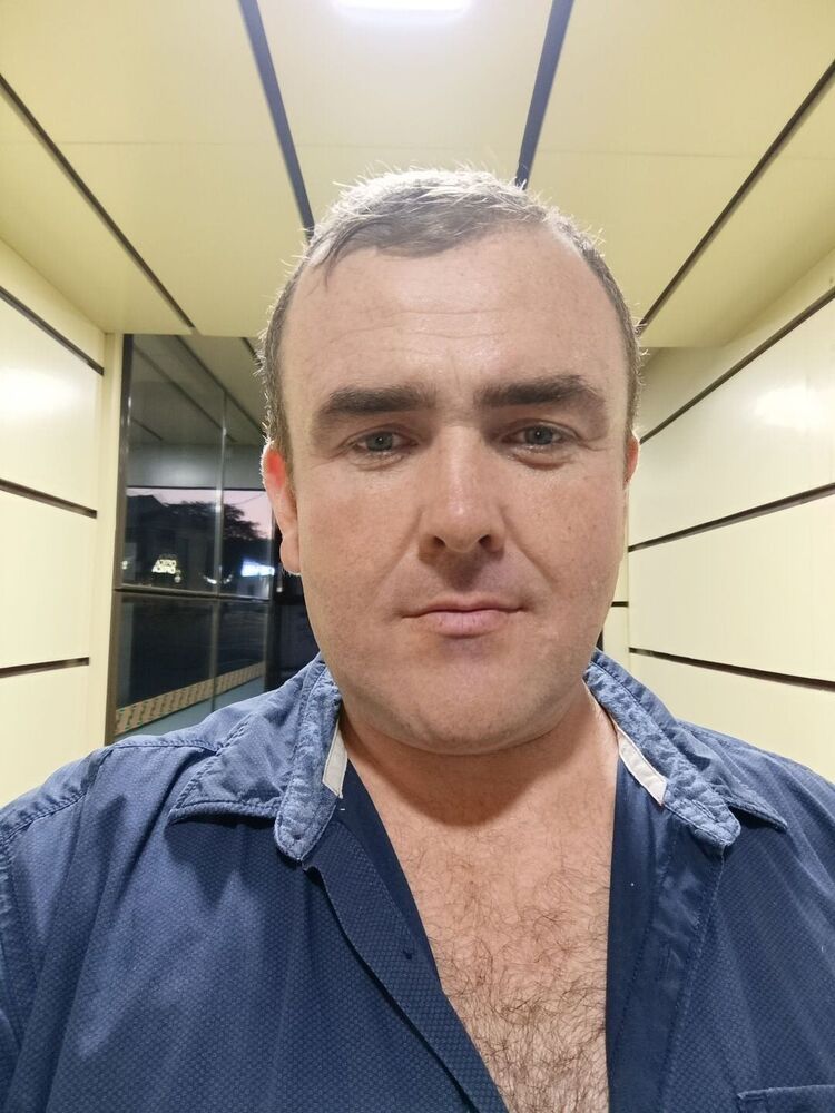  ,   Dmitrii, 40 ,     , c 