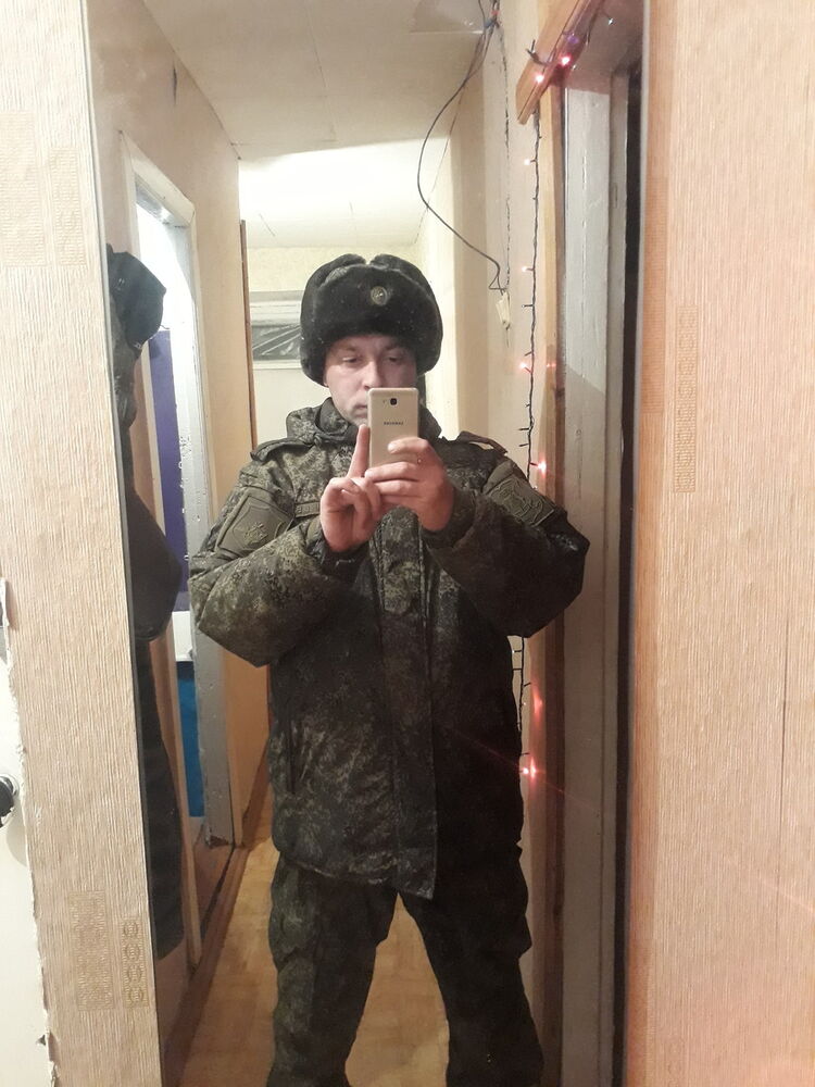  19052519  , 38 ,    
