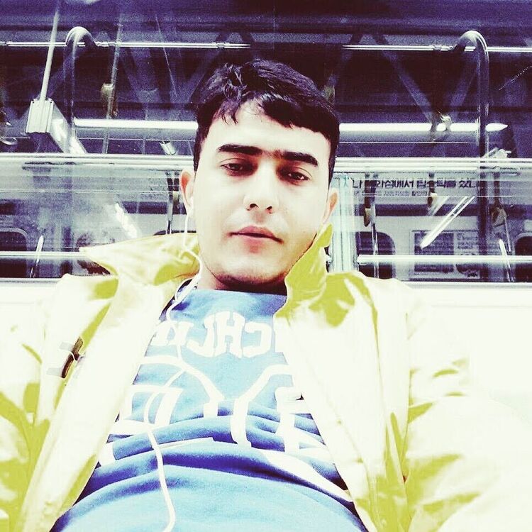  49755579  , 33 ,    