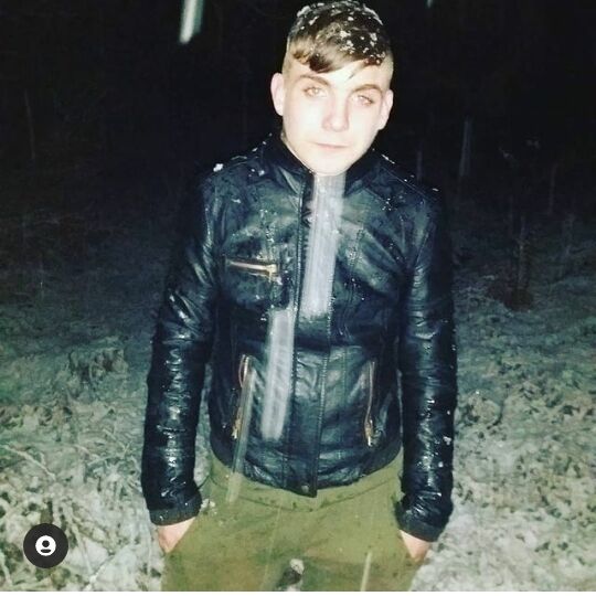  23784339  , 22 ,    