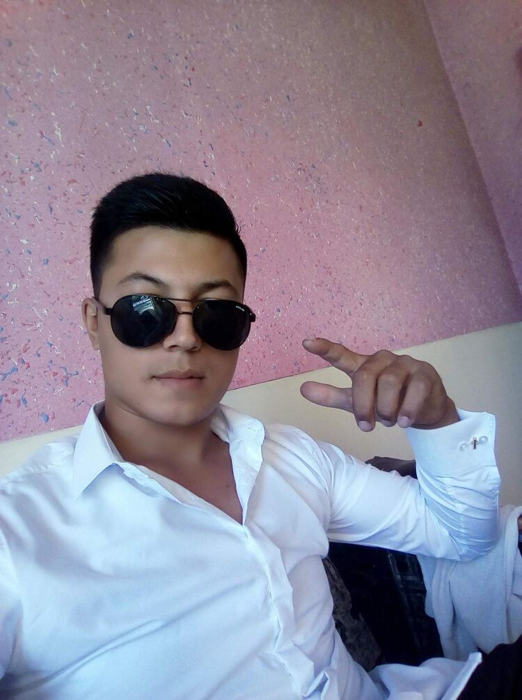  46953589  Bahtiyor, 30 ,    
