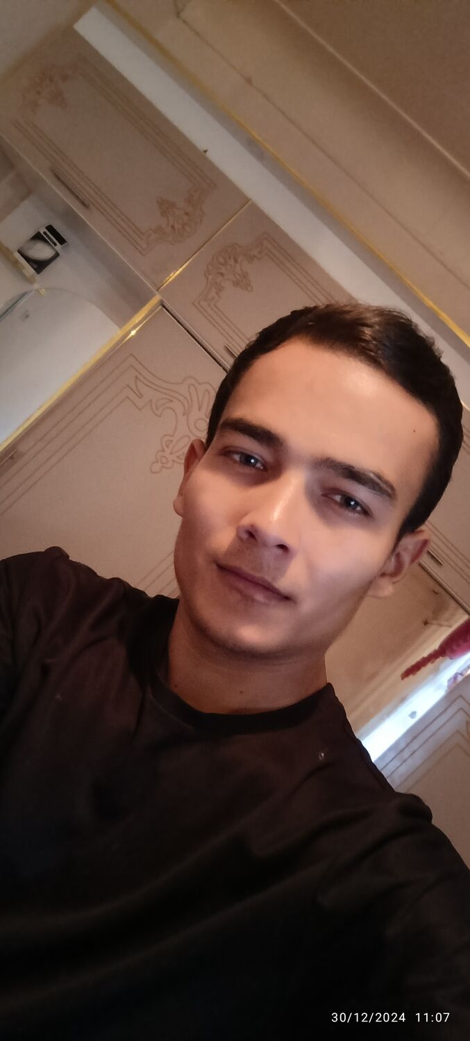  48773949  Shatlyk, 26 ,    