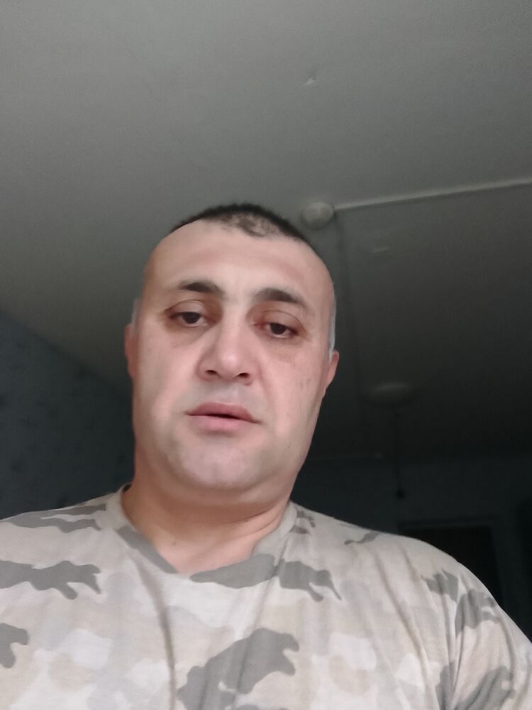 45462829  Rustam, 44 ,    