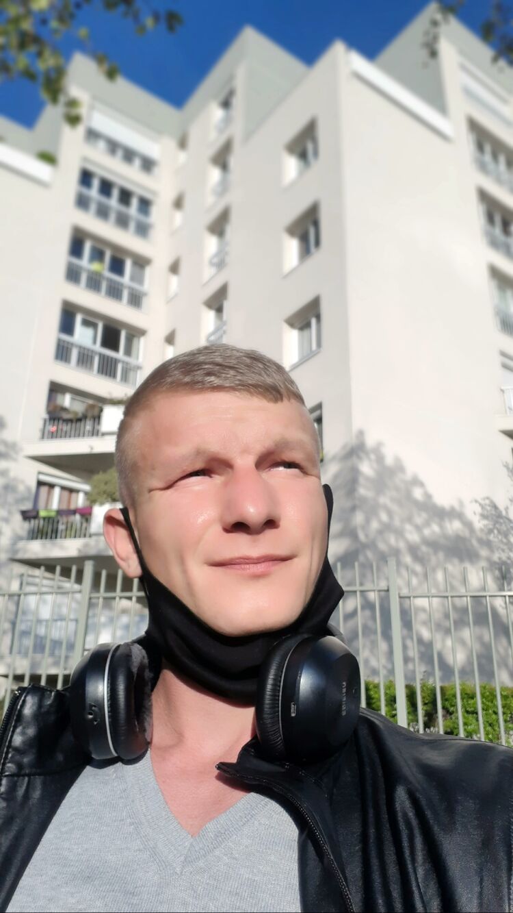  32730909  Teodor, 33 ,    -
