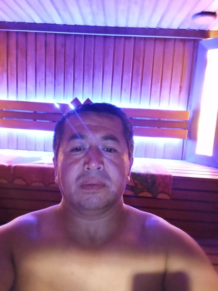  53960809  , 37 ,    --