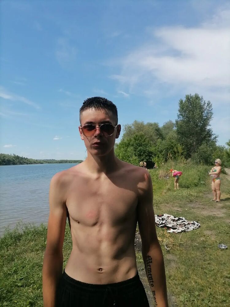  33978099  , 21 ,    