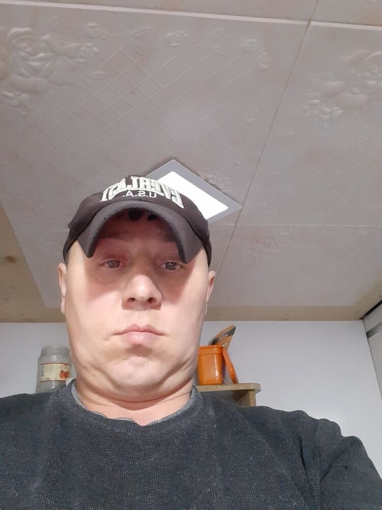  18524479  Aleks, 35 ,    