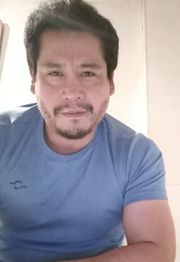  Quito,   Daniel, 46 ,   ,   