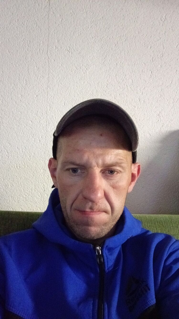  26911399  Nikolay, 40 ,    