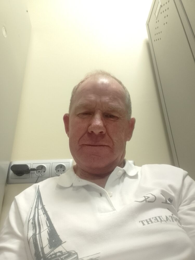  ,   Alex, 63 ,   ,   