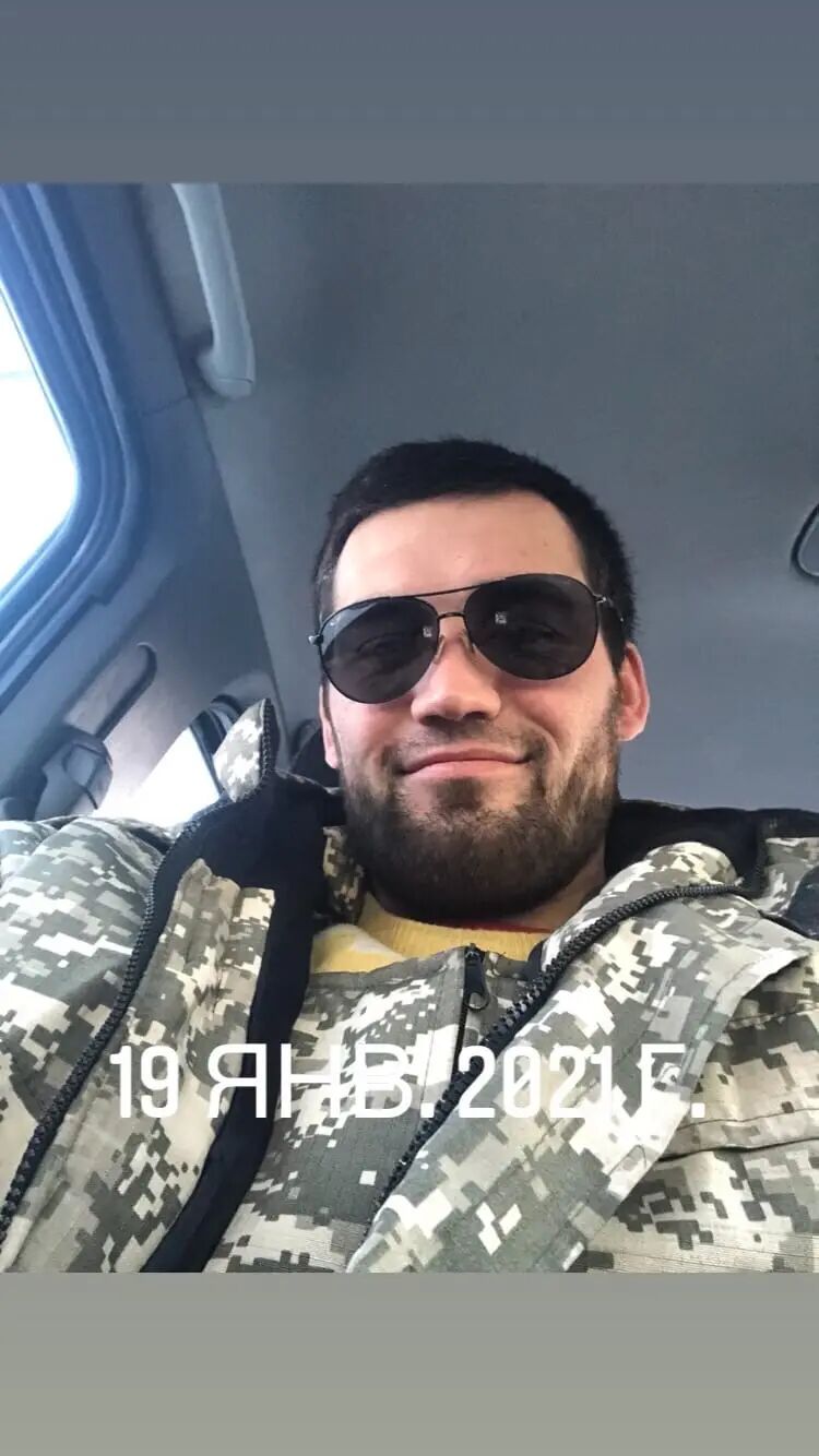  46040669  , 32 ,    