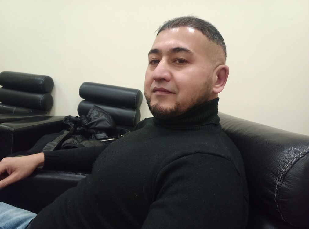  ,   Ali, 38 ,   ,   