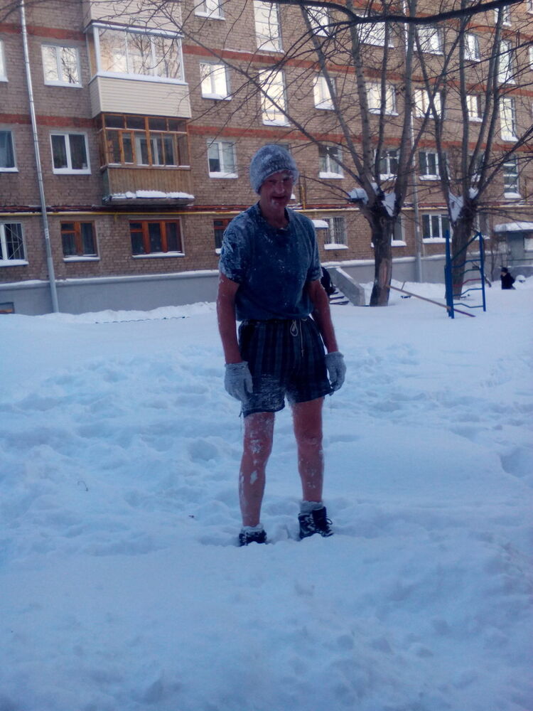  15046949  Veceslav, 71 ,    
