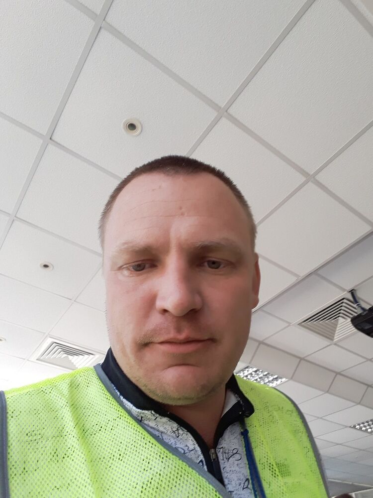  17963319  , 44 ,    