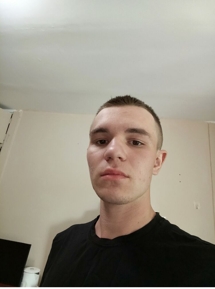  52741689  , 18 ,    