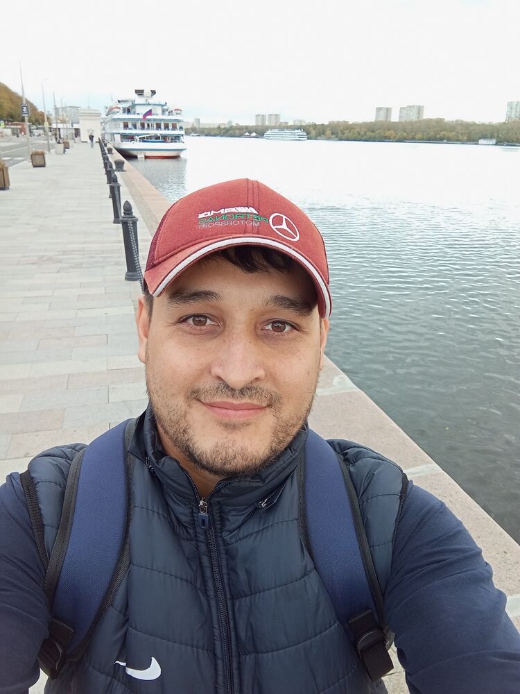  ,   Iskandar, 34 ,   ,   