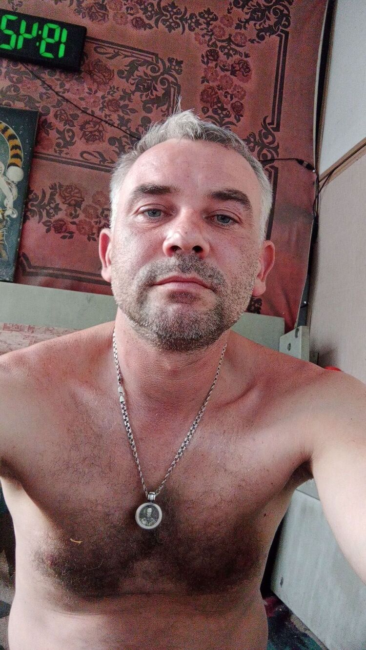  43645699  , 40 ,    
