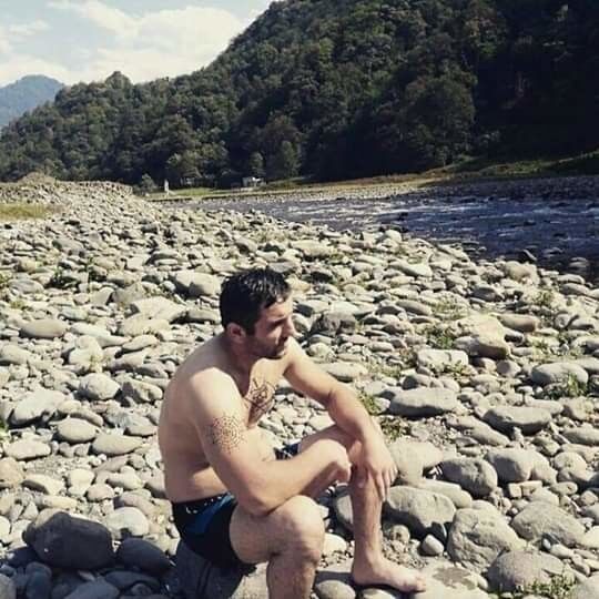  18128139  Gio, 34 ,    