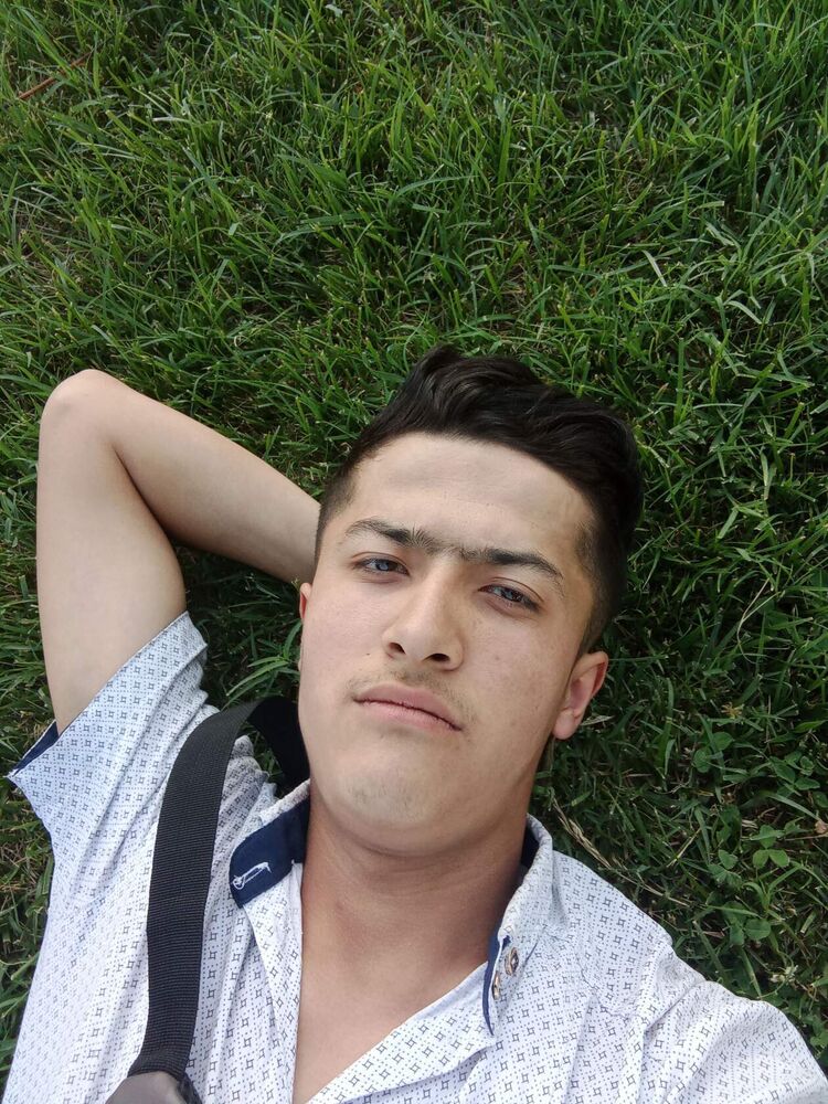  ,   Quvonchbek, 22 ,   ,   