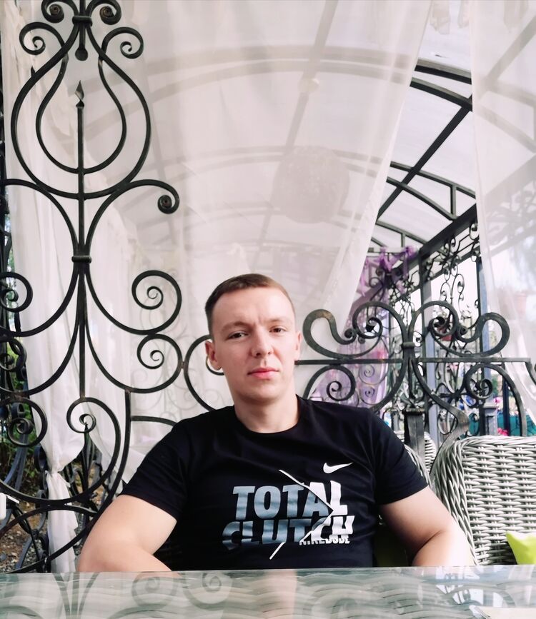  ,   Daniil, 33 ,   ,   