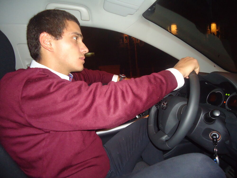  16996389  Ruslan, 34 ,    