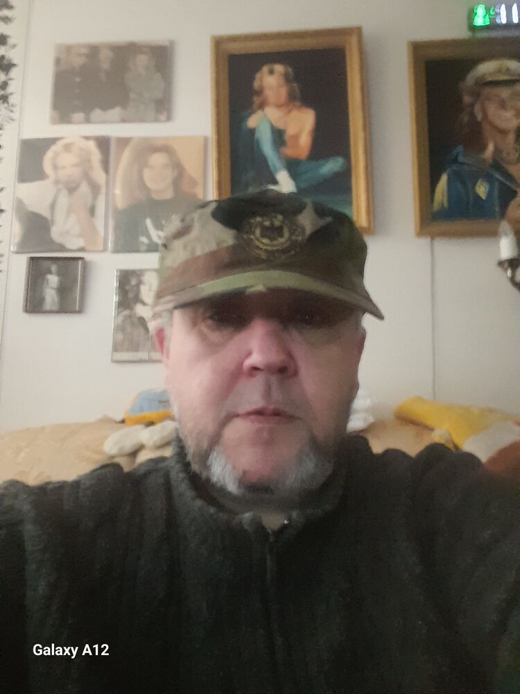  41246899  , 56 ,    