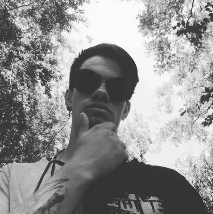  52237899  Vlad, 24 ,    