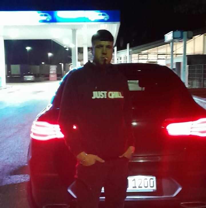  50739309  Marin, 26 ,    