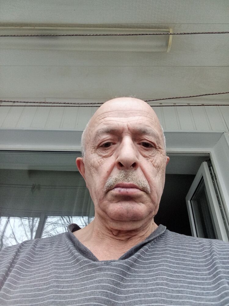  49007479  , 68 ,    