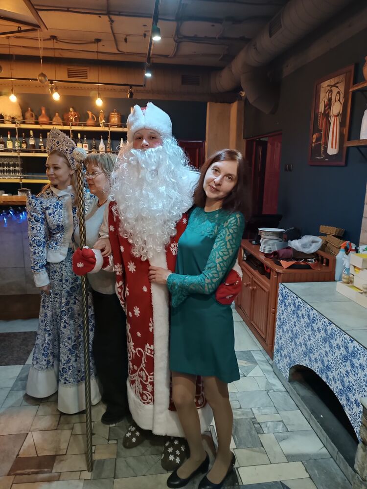  52438709  Natasha, 51 ,    