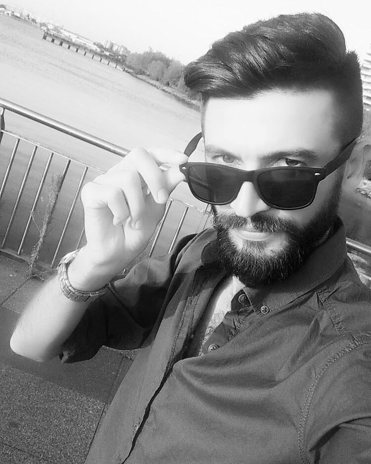  19040679  Tural, 36 ,    